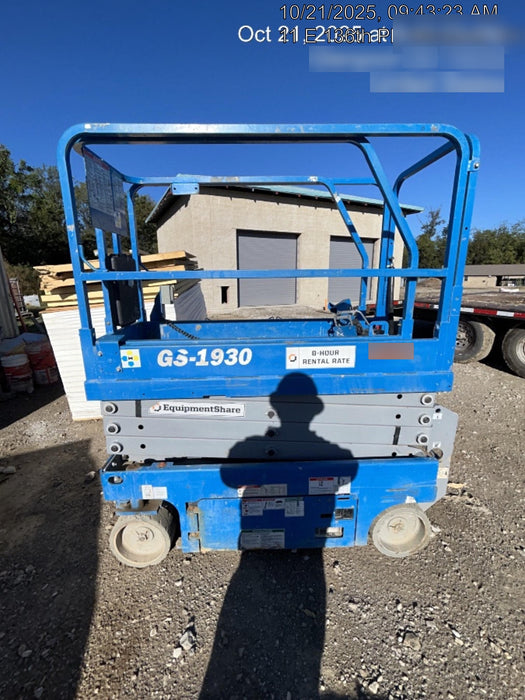 2020 Genie GS-1930 Fixed rails with chain entry gate - Pre A92.20