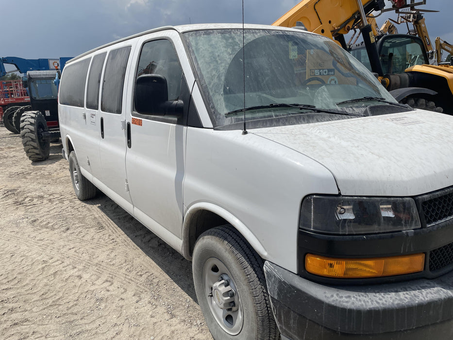 2023 CHEVROLET Express Van - Rental