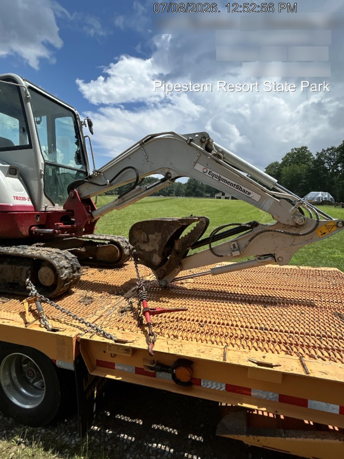 2022 TAKEUCHI TB235-2CR