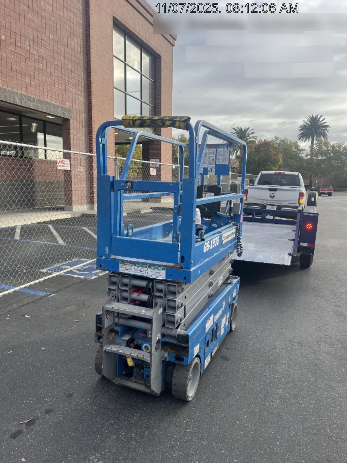 2019 Genie GS-1930 Half Height Swing Gate, 800W Inverter