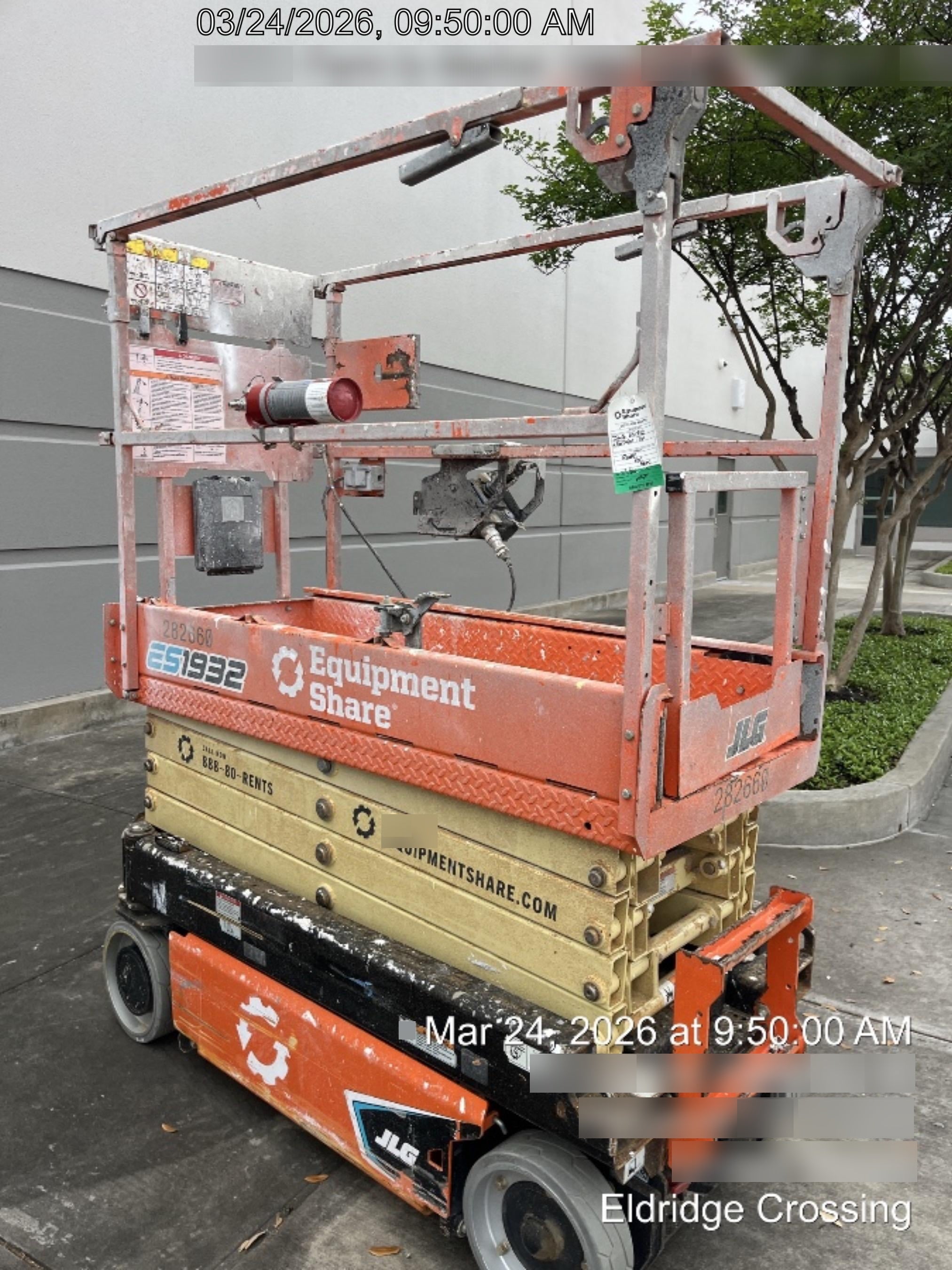 2022 JLG ES1932