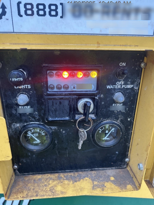 2021 Vac-Tron LP573XDT 500 Gallon Debris Tank w/ Hydraulic Tilt, two (2) 100 Gallon Water Tanks, Low Profile Torsion Axles (12,000 GVWR)