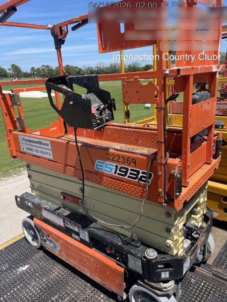 2022 JLG ES1932