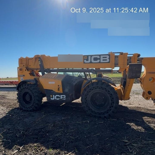 2019 JCB 512-56 Canopy, 109 HP, Solid Tires, STD Worklight, Beacon, Aux Hydraulics, Lifting Eye, Back up Alarm w/66" Carriage/60" Forks