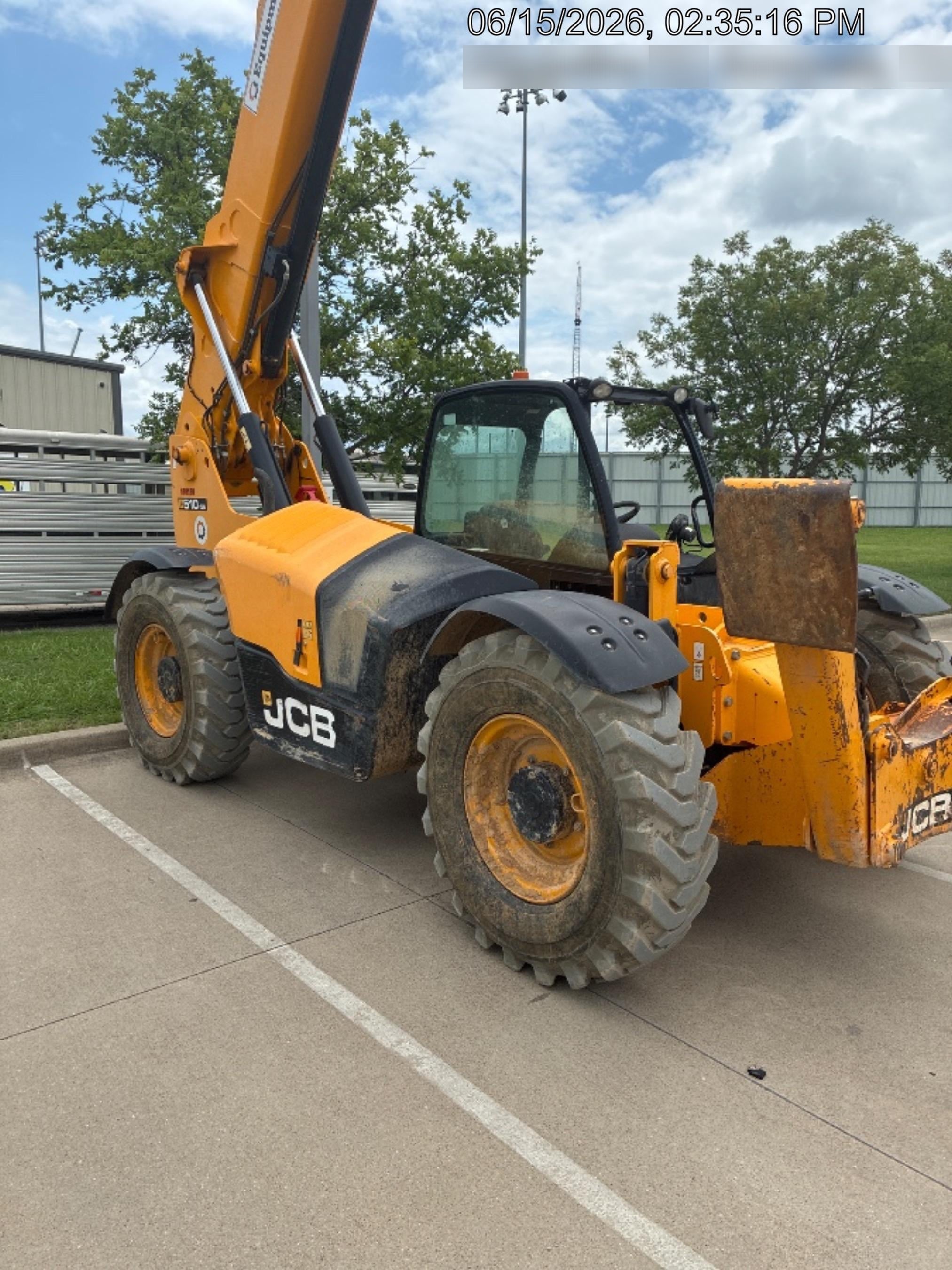 2021 JCB 510-56
