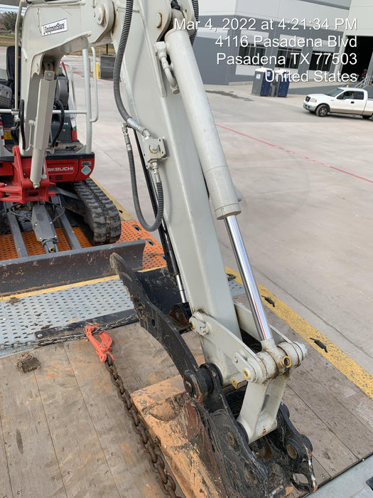 2021 TAKEUCHI TB235-2R