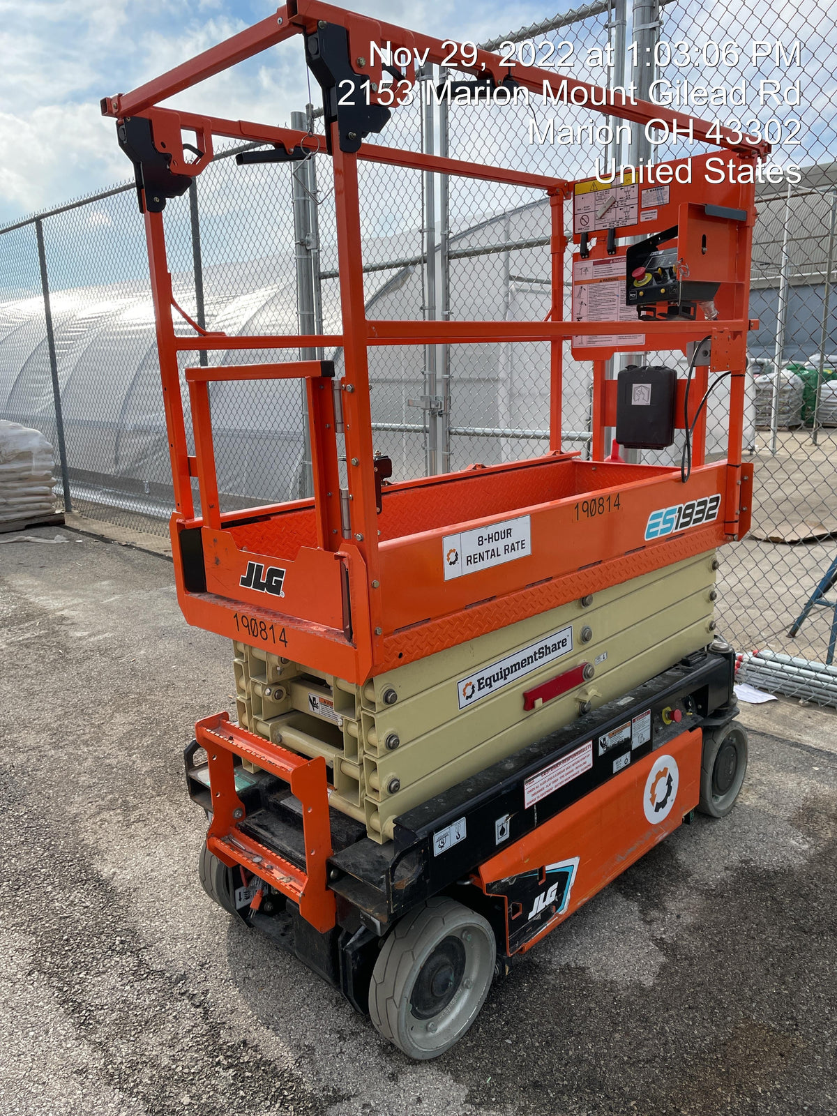 2021 JLG ES1932