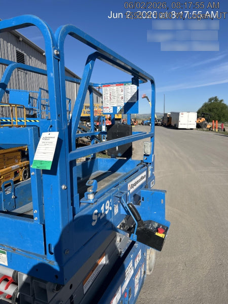 2019 Genie GS-1930 Half Height Swing Gate, 800W Inverter