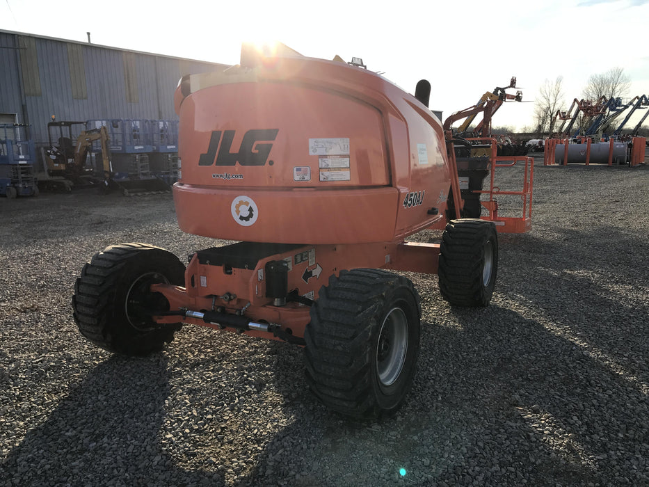 2019 JLG 450AJ