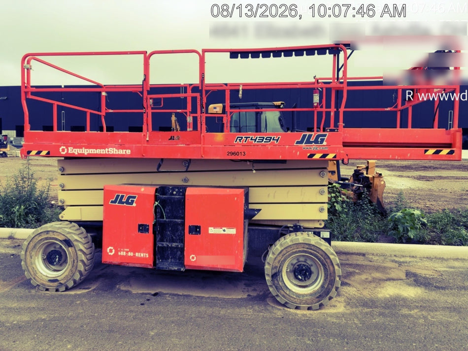 2023 JLG RT4394