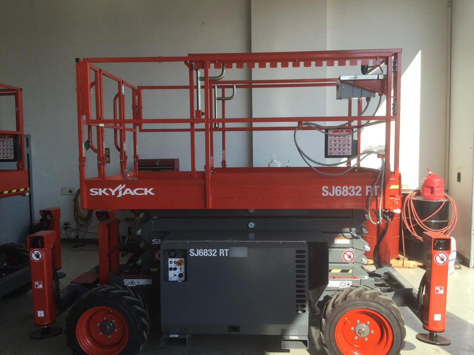 2016 SKYJACK SJ6832 RT