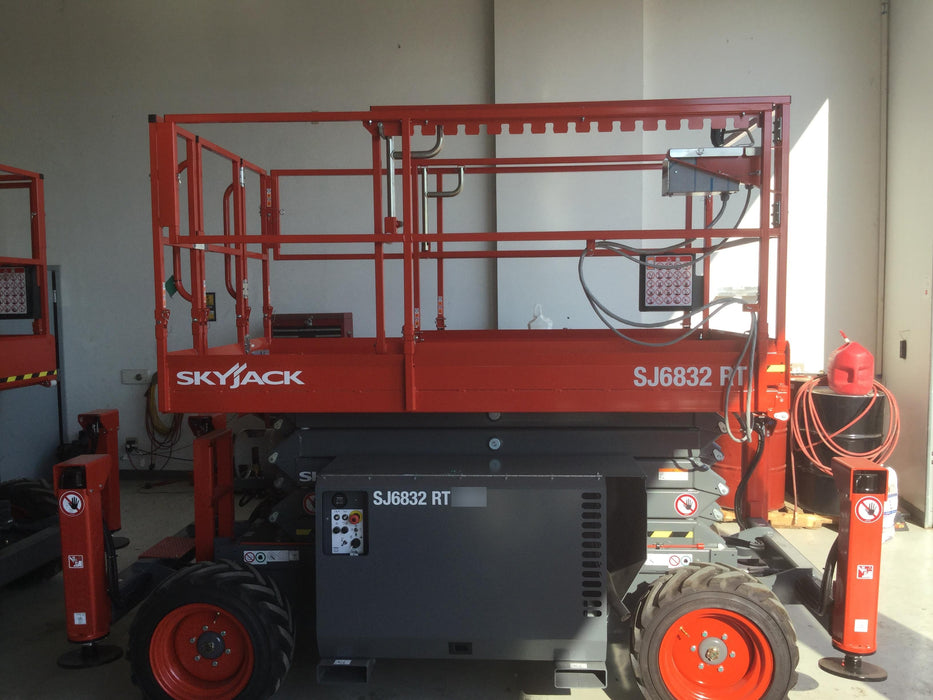 2016 SKYJACK SJ6832 RT