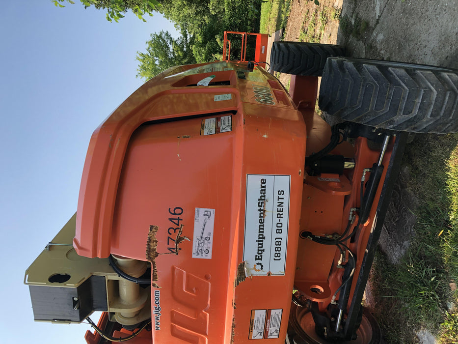 2019 JLG 660SJ