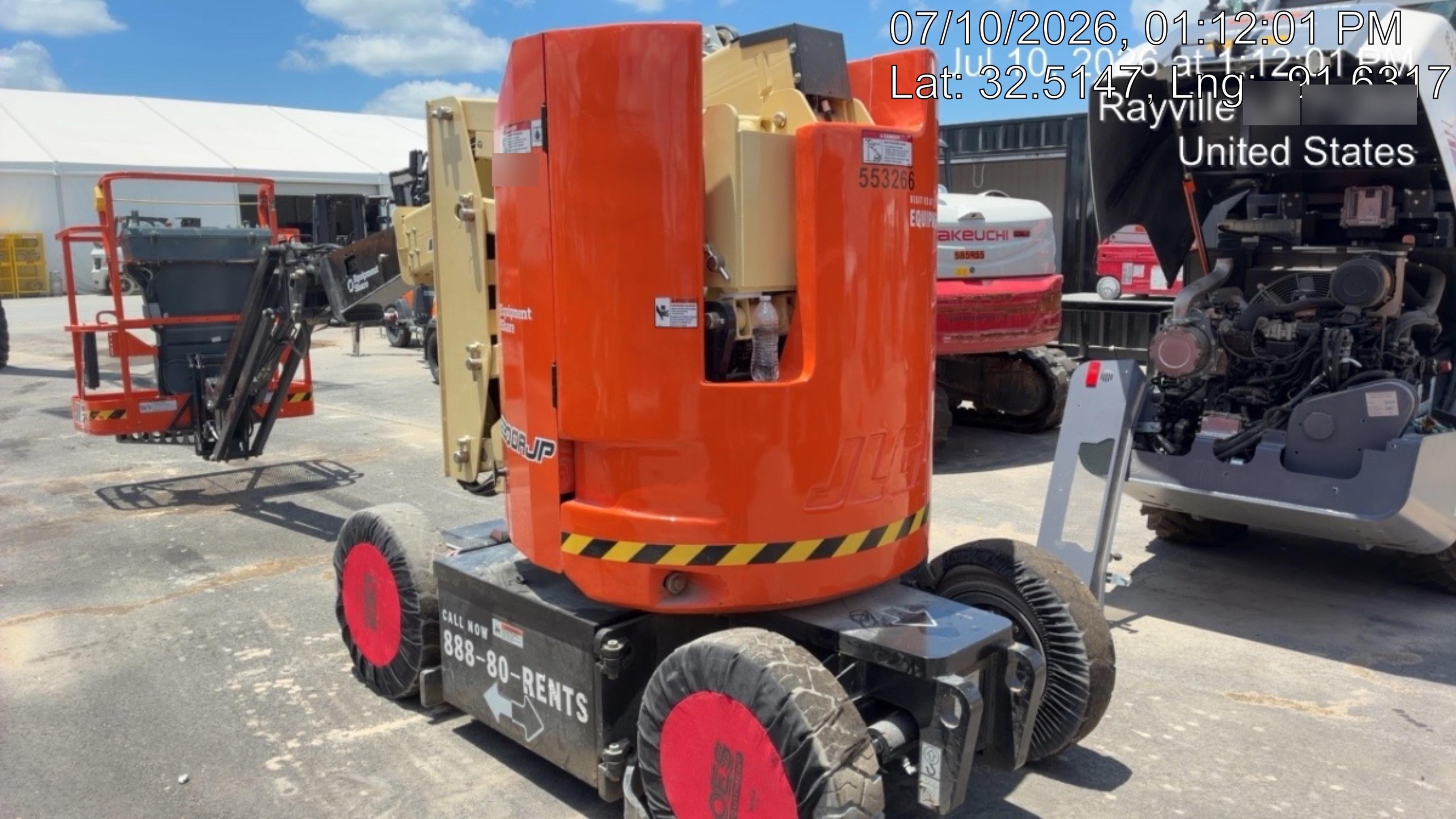 2025 JLG E300AJP