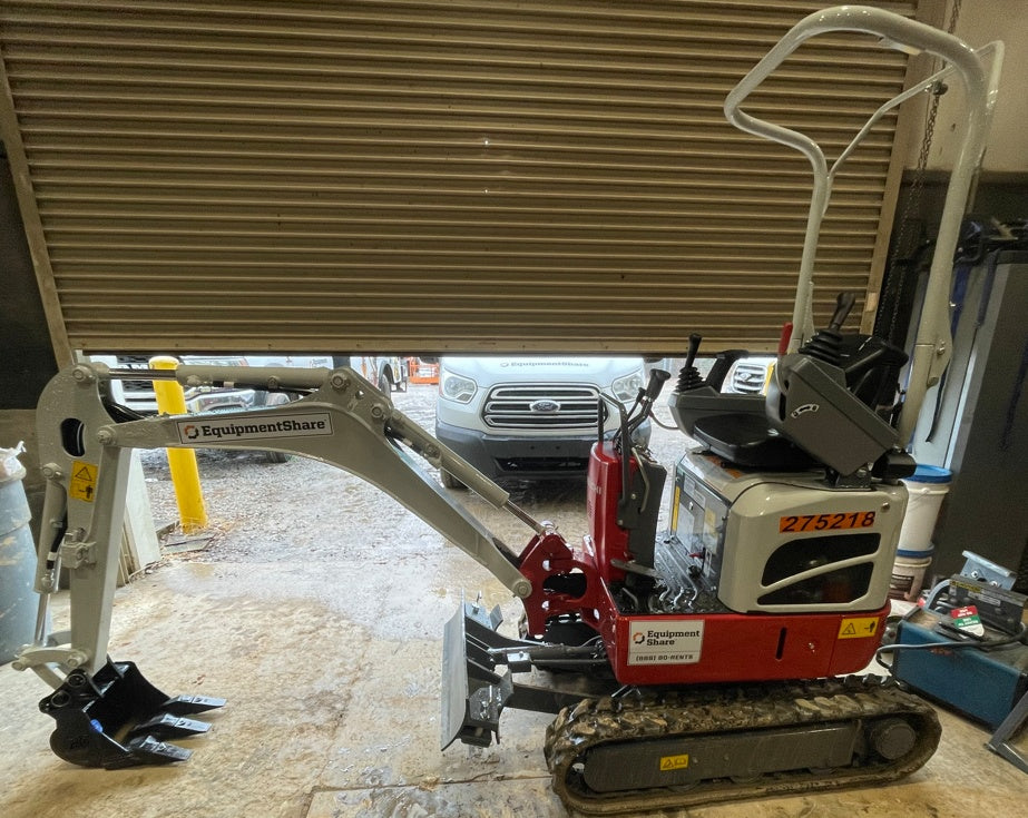 2022 TAKEUCHI TB210R