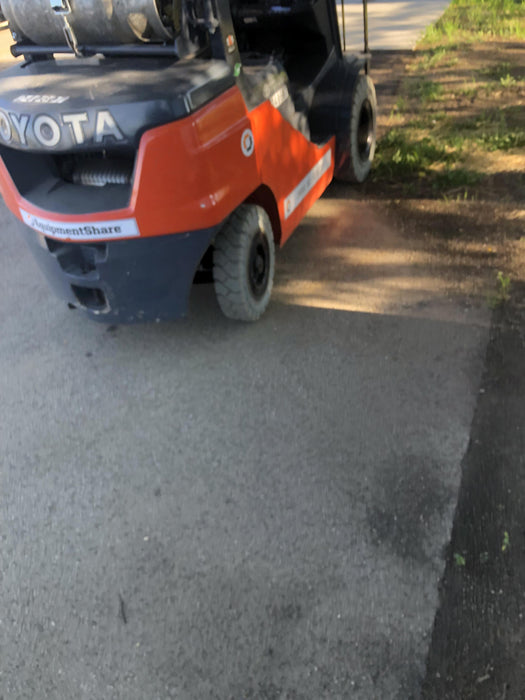 2022 TOYOTA 50-8FGU25