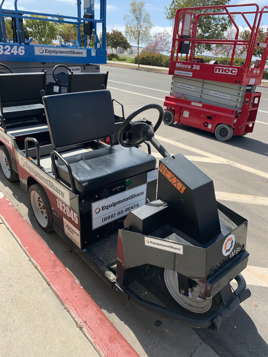 2021 Expeditor Expeditor 3 wheel Expeditor, Steering Wheel, Solid Non marketing tires, Ball Hitch, Front bumper, Painted Black