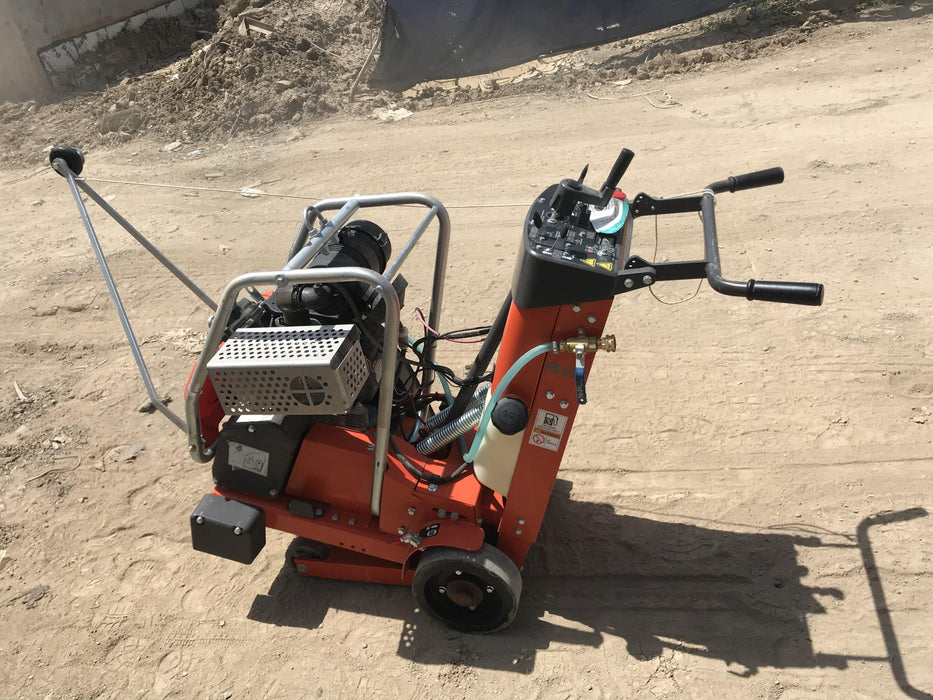 2019 HUSQVARNA FS 524