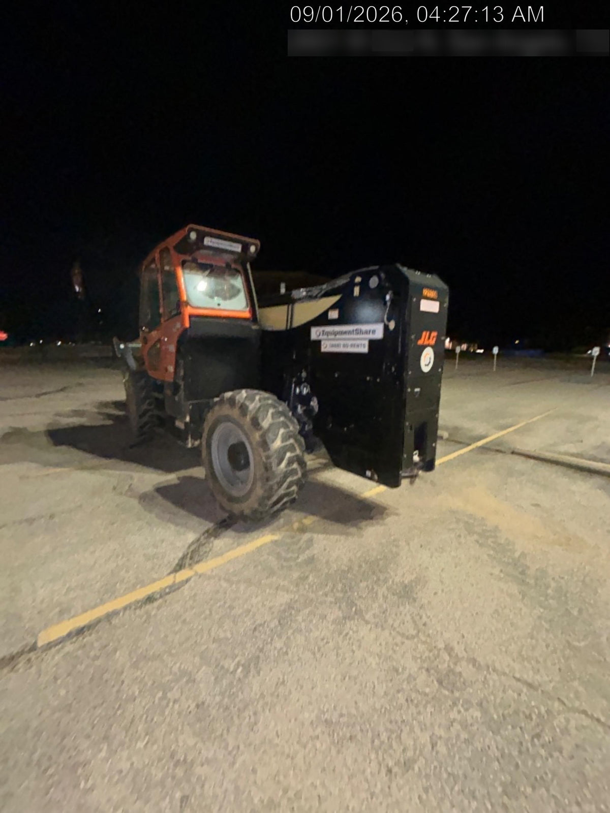 2022 JLG 1075