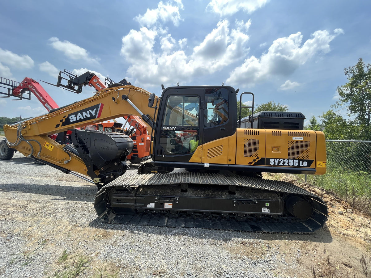 2023 SANY SY225C