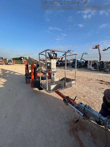 2022 JLG T350