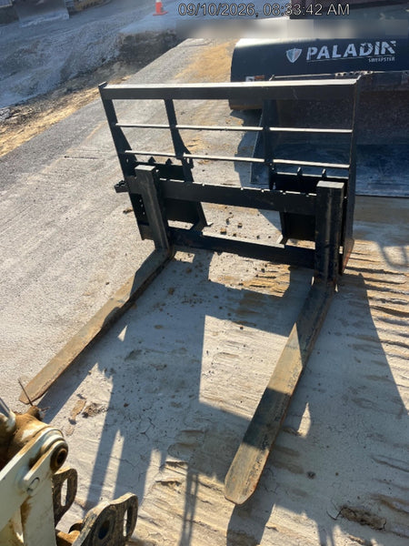 2025 ARROW MATERIAL HANDLING 72" Pallet Forks - Arrow