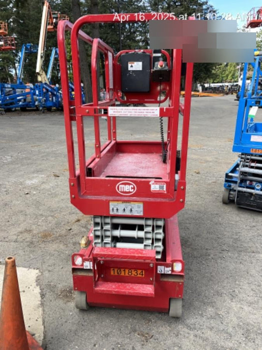 2020 MEC 1330SE Solid NM Tires, Steel Swing out Doors, LCS, Beacon, 900W Invertor