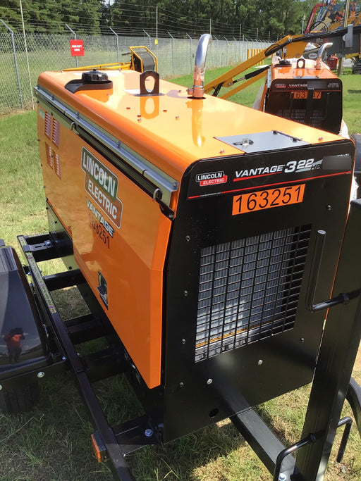 2021 Lincoln Electric Vantage 322 Vantage 322 Ready Pak 3 w/ Decals, ORANGE (includes trailer, cable rack, fender light kit) NO Telematics