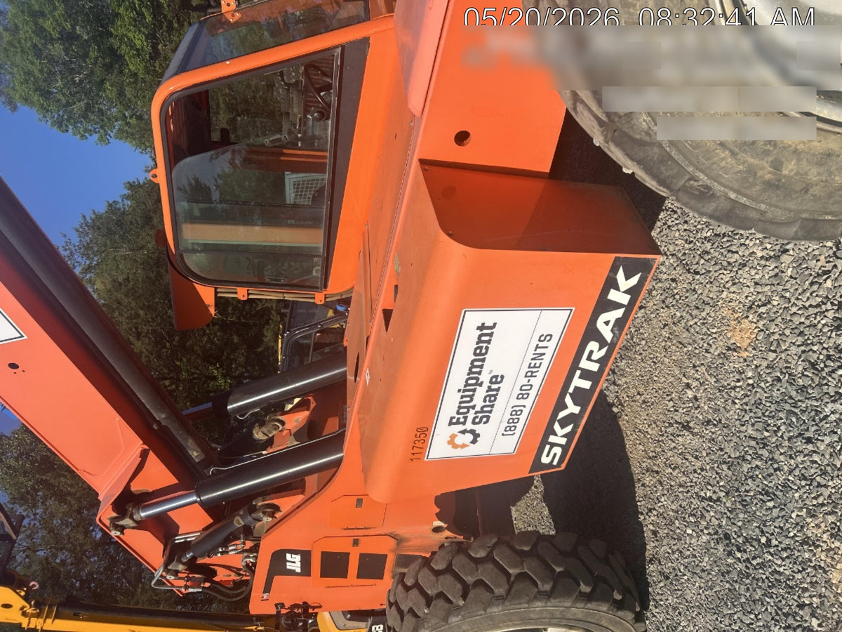 2020 SKYTRAK 8042