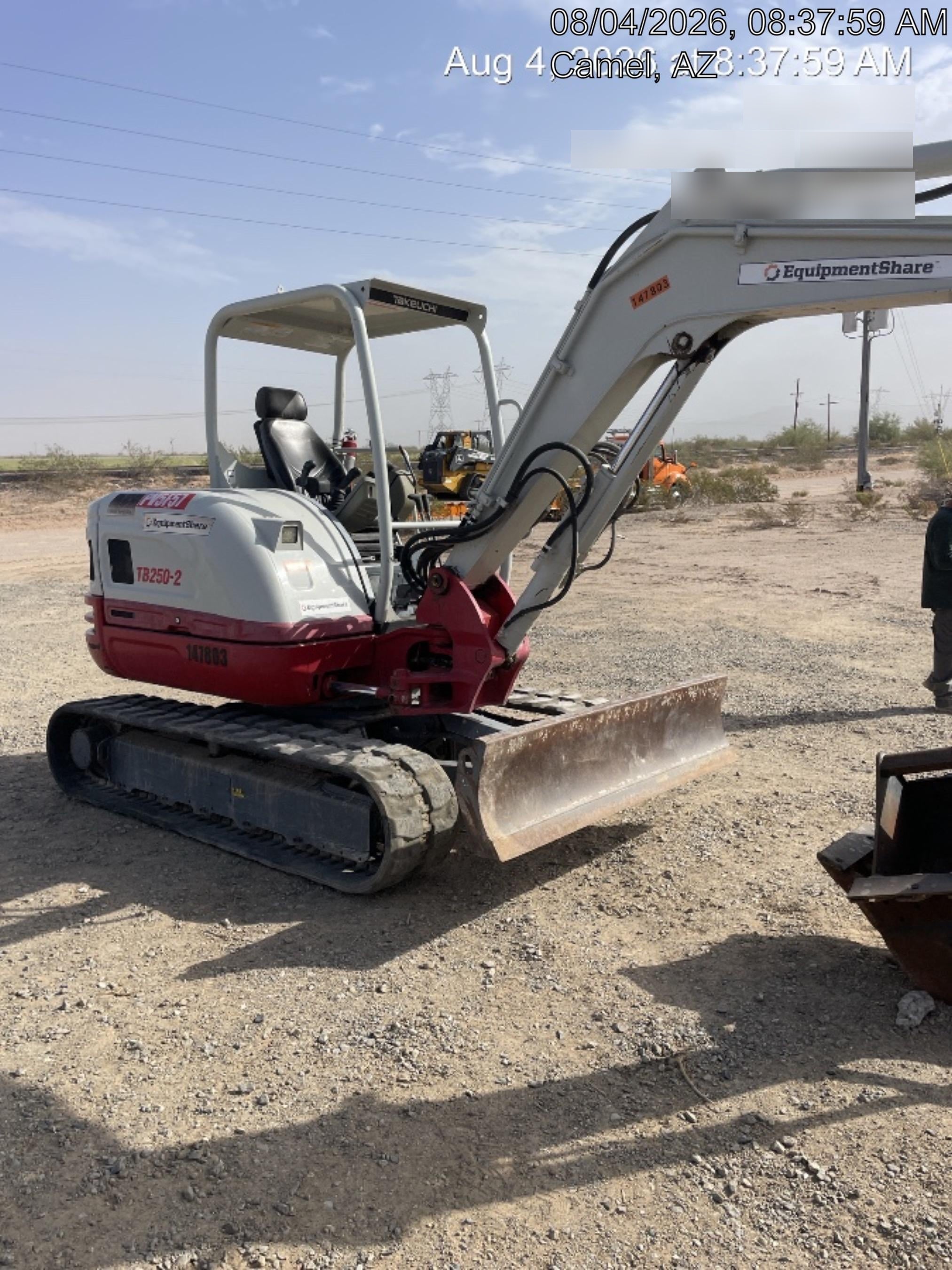 2021 TAKEUCHI TB250-2