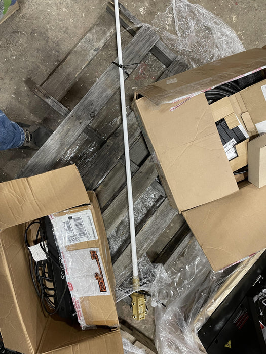 2021 MOTOROLA SLR 5700 (UHF)