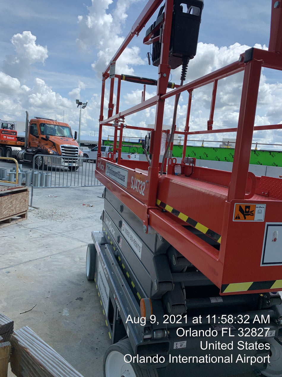 2021 SKYJACK SJ4732