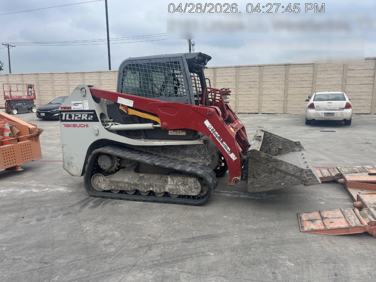 2022 TAKEUCHI TL12R2-CR