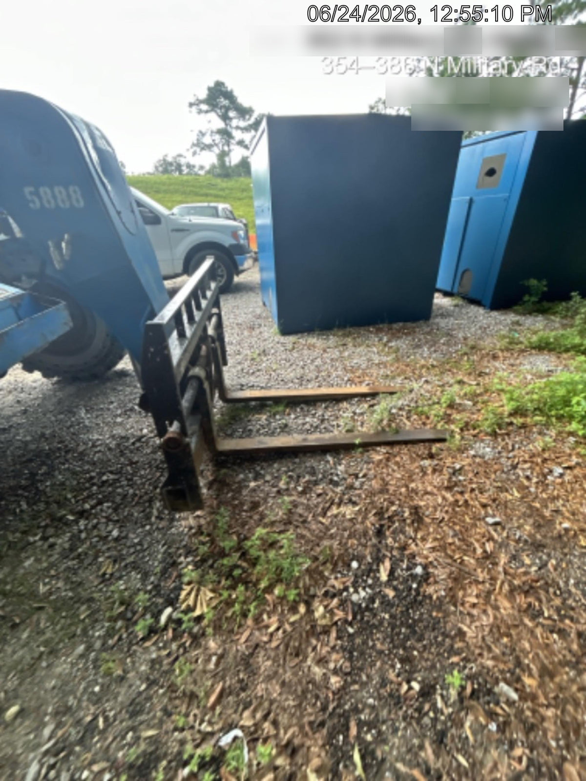 2017 Genie GTH-844 Genie GTH-844, Solid Tires, 60" carriage/forks, Full Cab, Work Lights