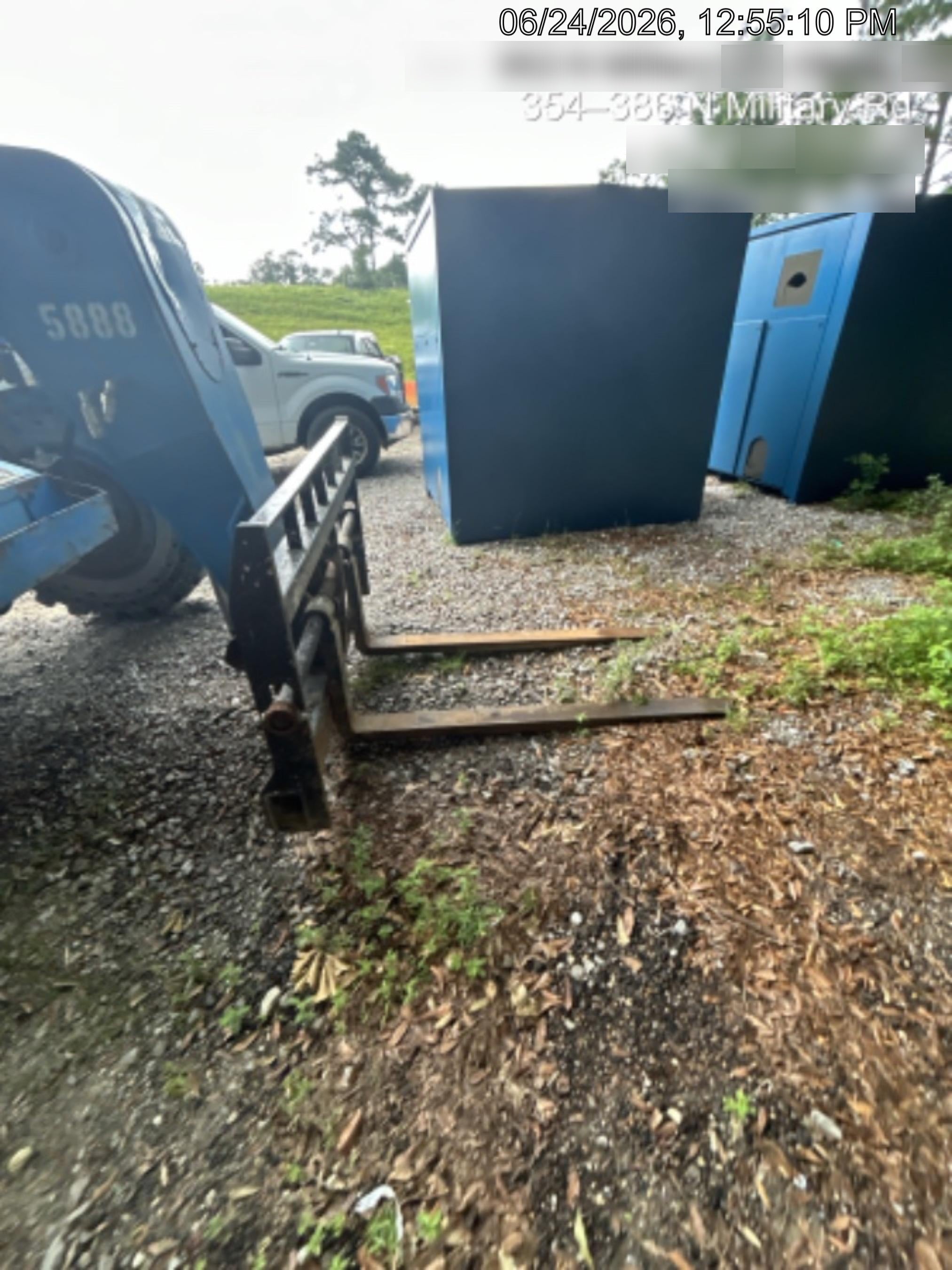 2017 Genie GTH-844 Genie GTH-844, Solid Tires, 60" carriage/forks, Full Cab, Work Lights