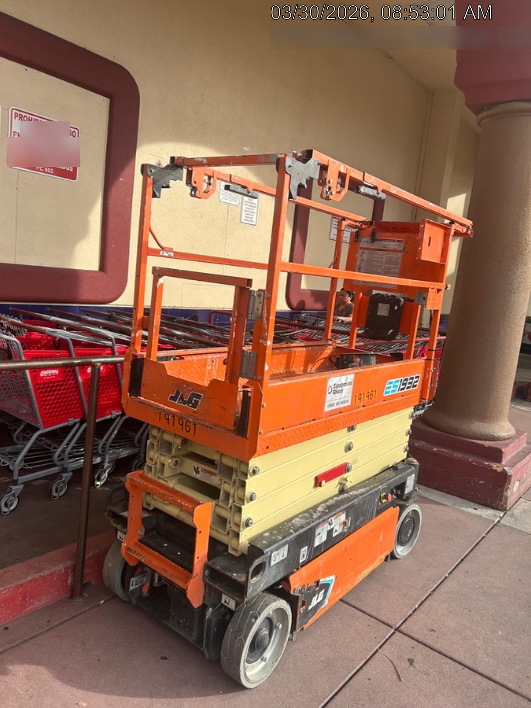 2021 JLG ES1932