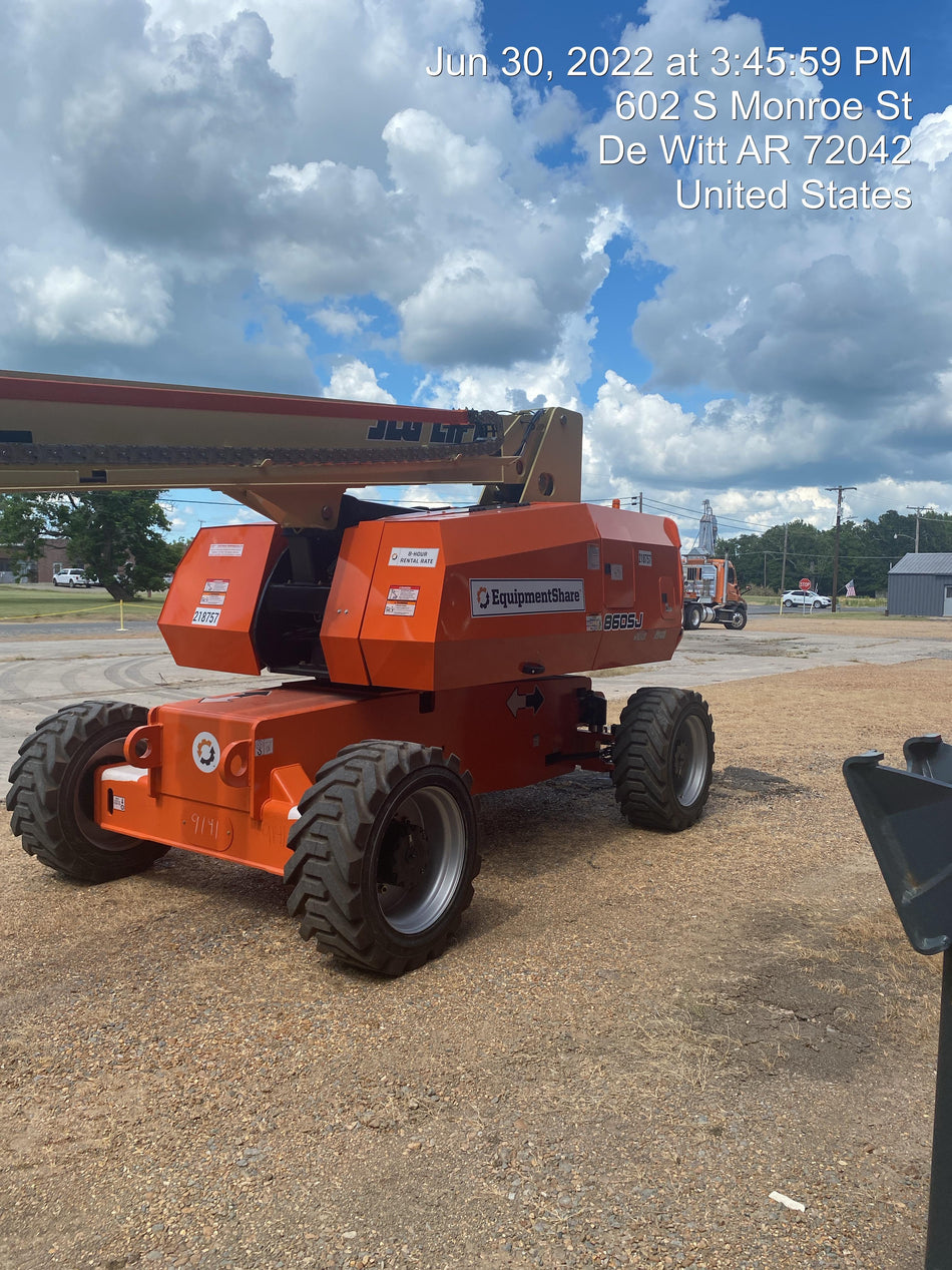 2022 JLG 860SJ