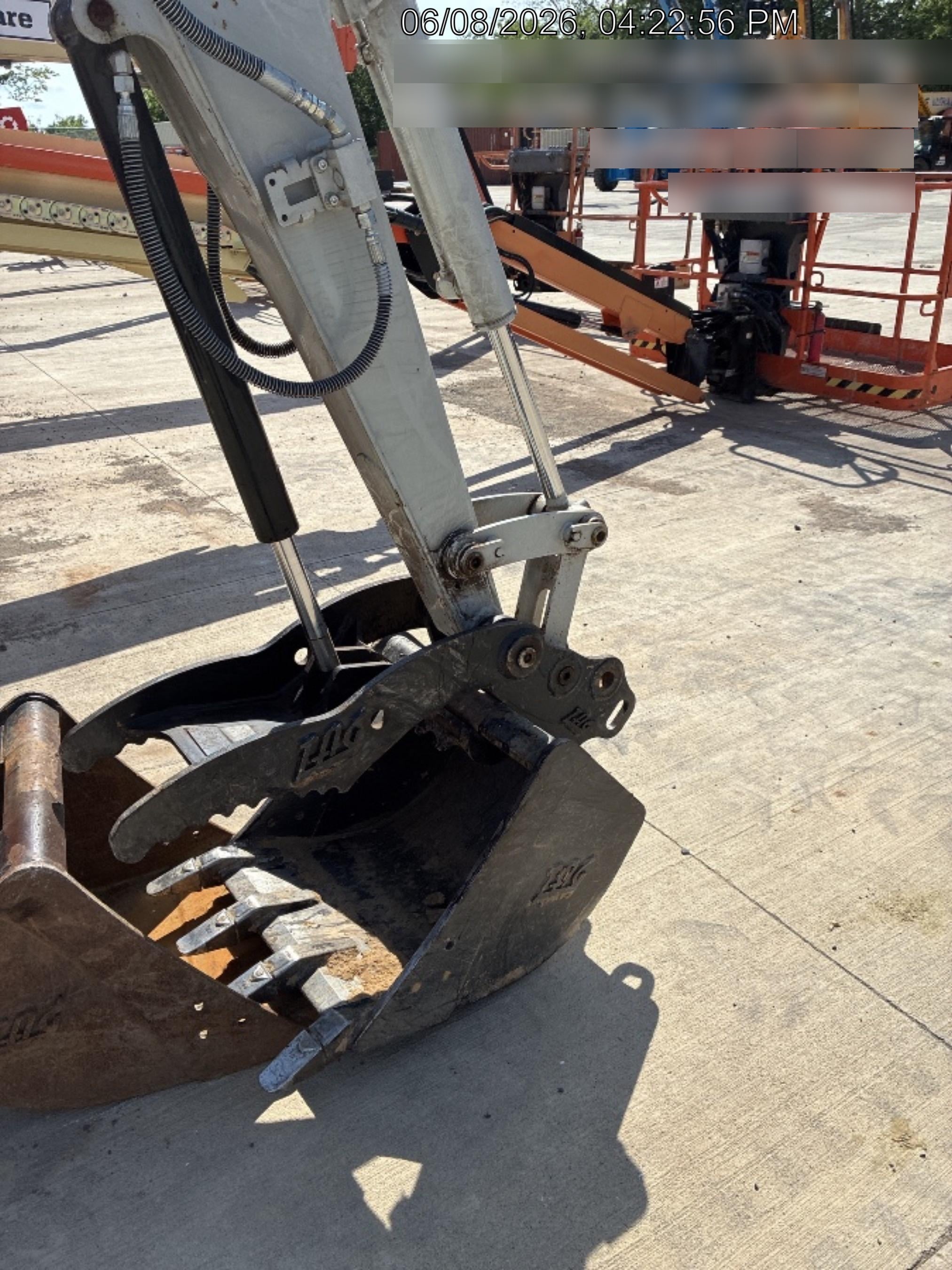 2025 TAKEUCHI TB235-2CR