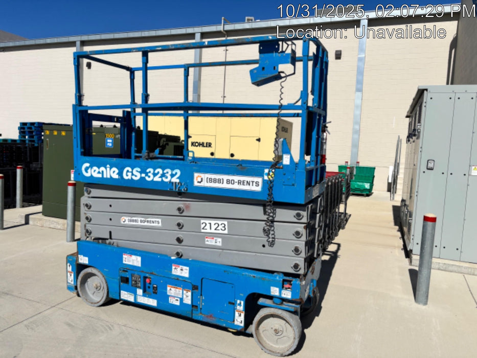 2016 Genie GS-3232 Genie GS3232 Narrow Scissor Lift