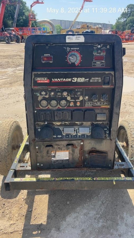 2019 Lincoln Electric Vantage 322 Lincoln Vantage 322 Welder w/Trailer, Light Kit, Cable Rack