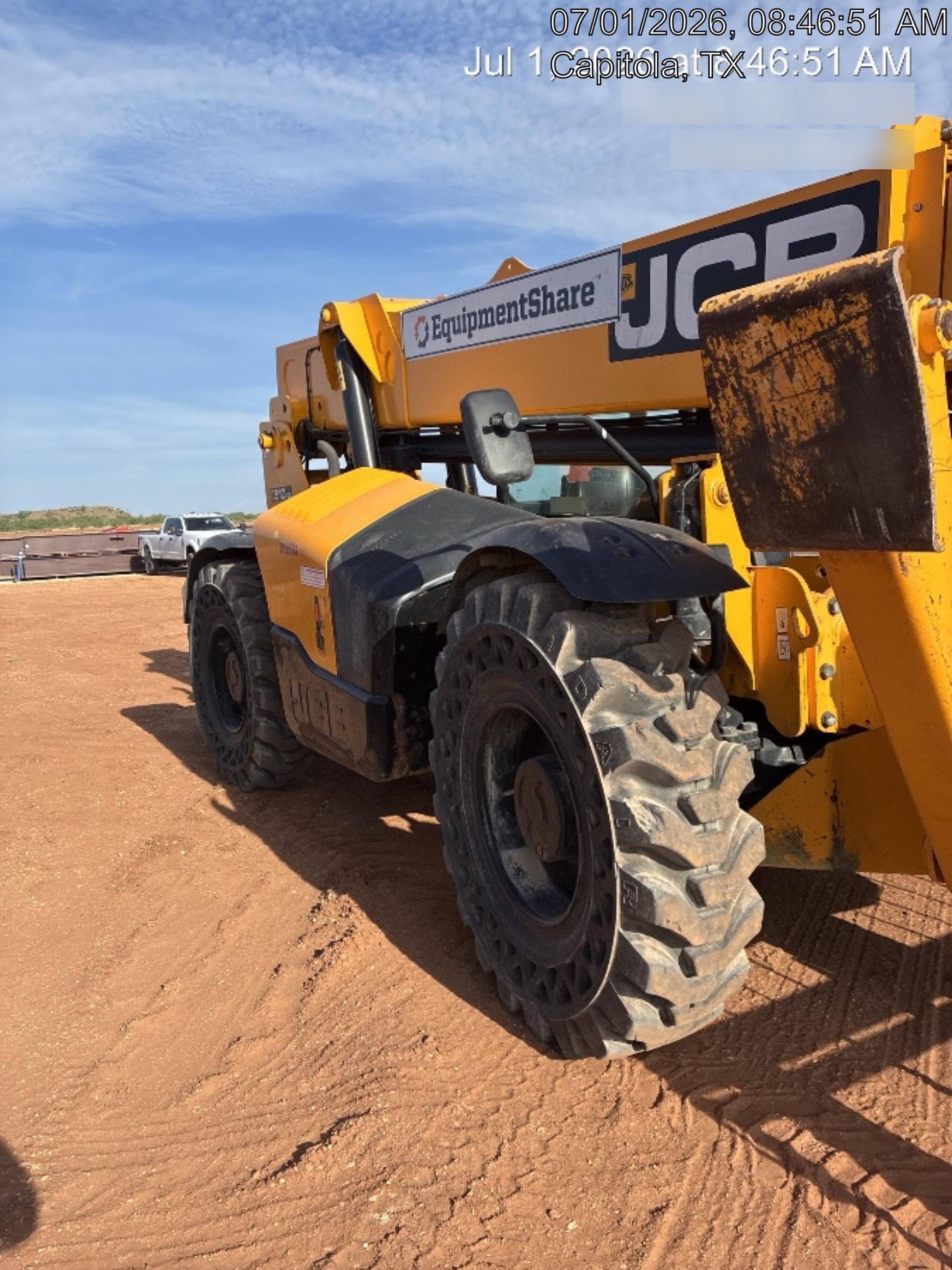 2023 JCB 510-56