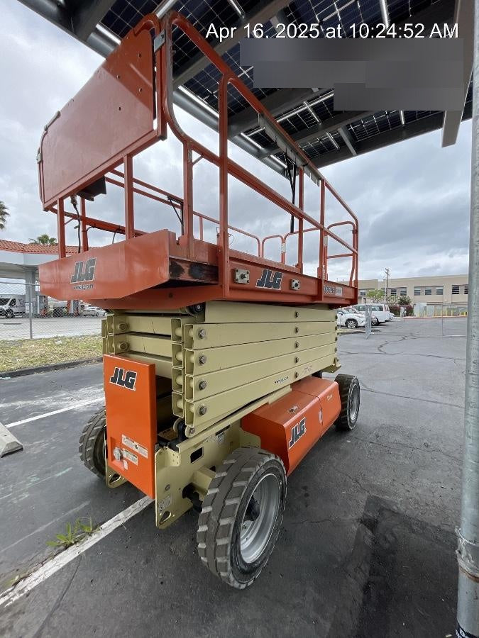 2021 JLG 4069LE