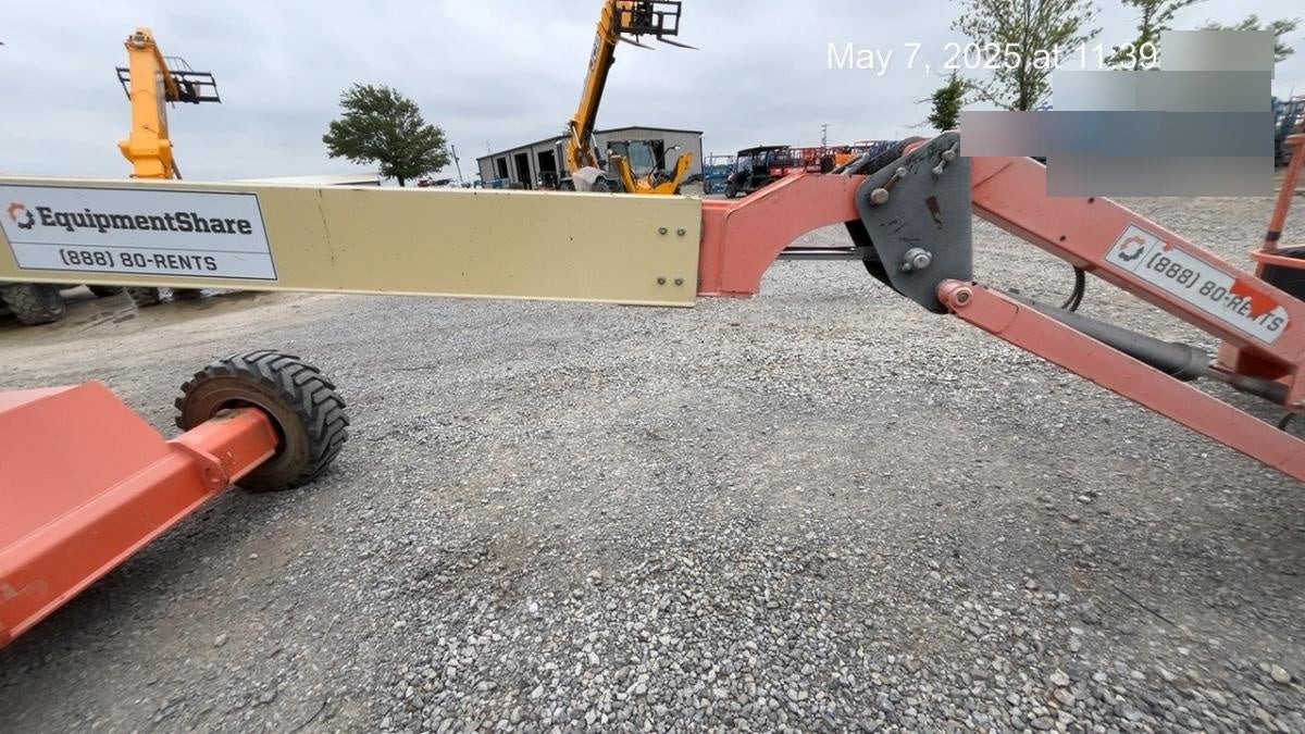 2019 JLG 460SJ