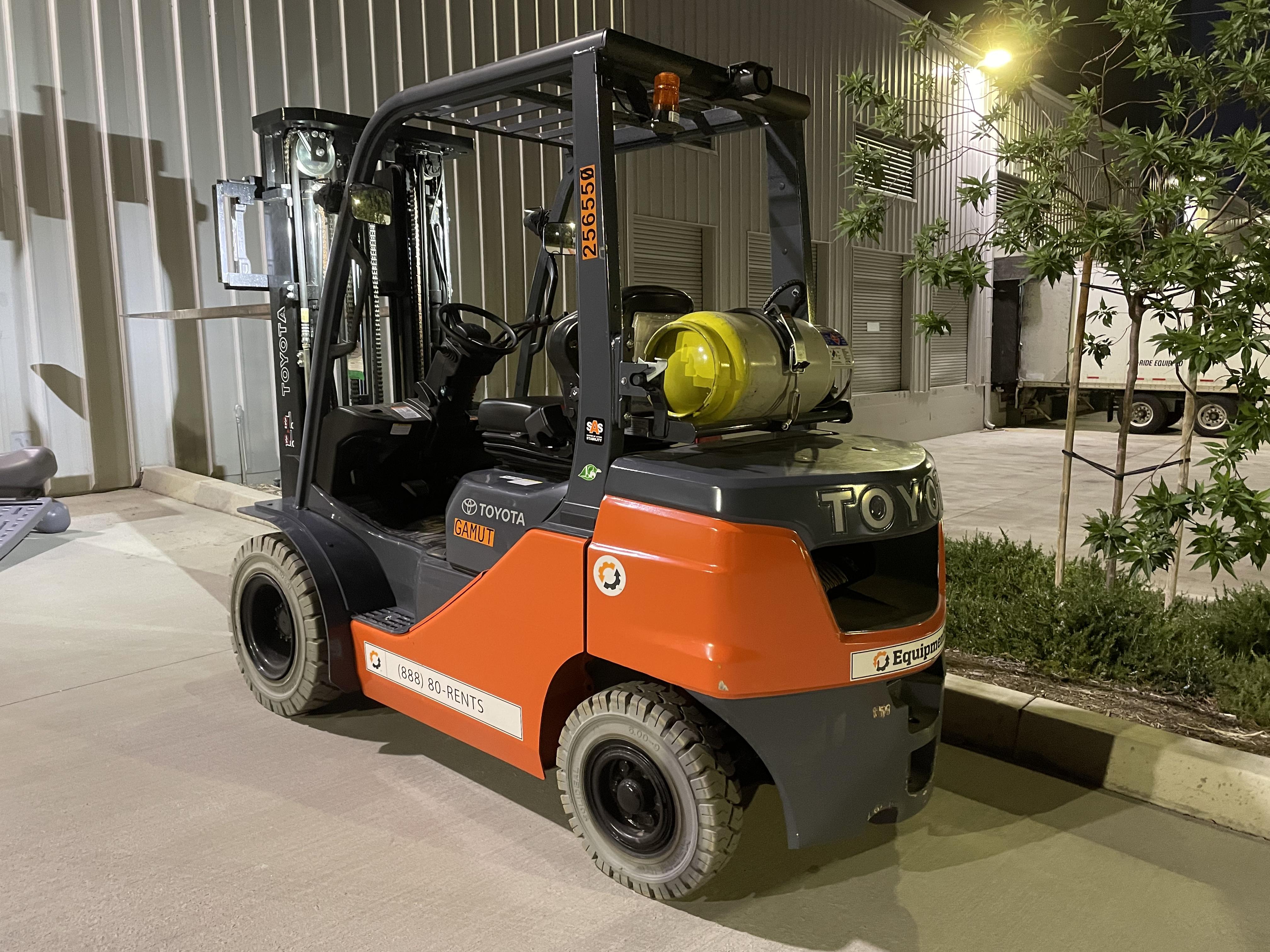 2022 TOYOTA 50-8FGU25