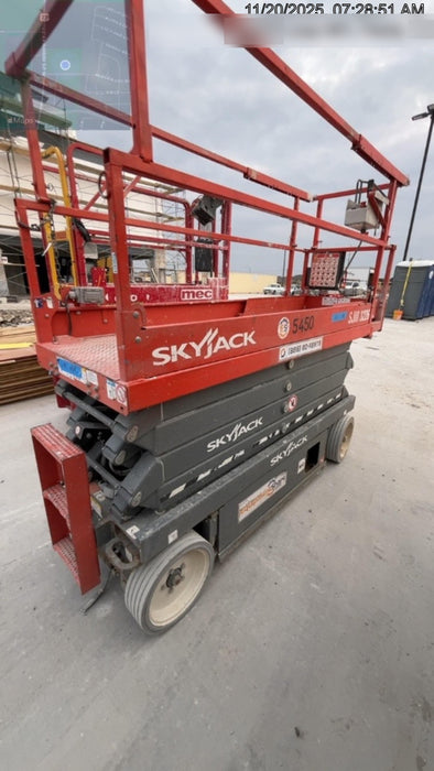 2017 Skyjack SJIII-3226 Skyjack SJIII3226 Scissor Lift