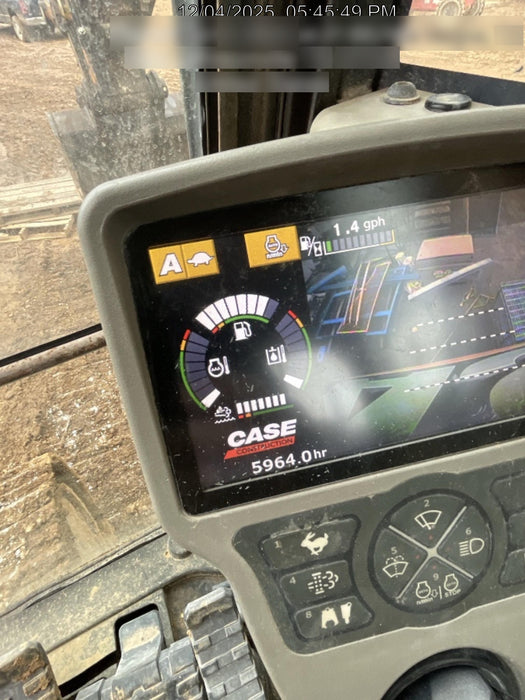 2016 Case CX350D CAB A/C, 13'-3" ARM, STEEL TRACKS, THUMB