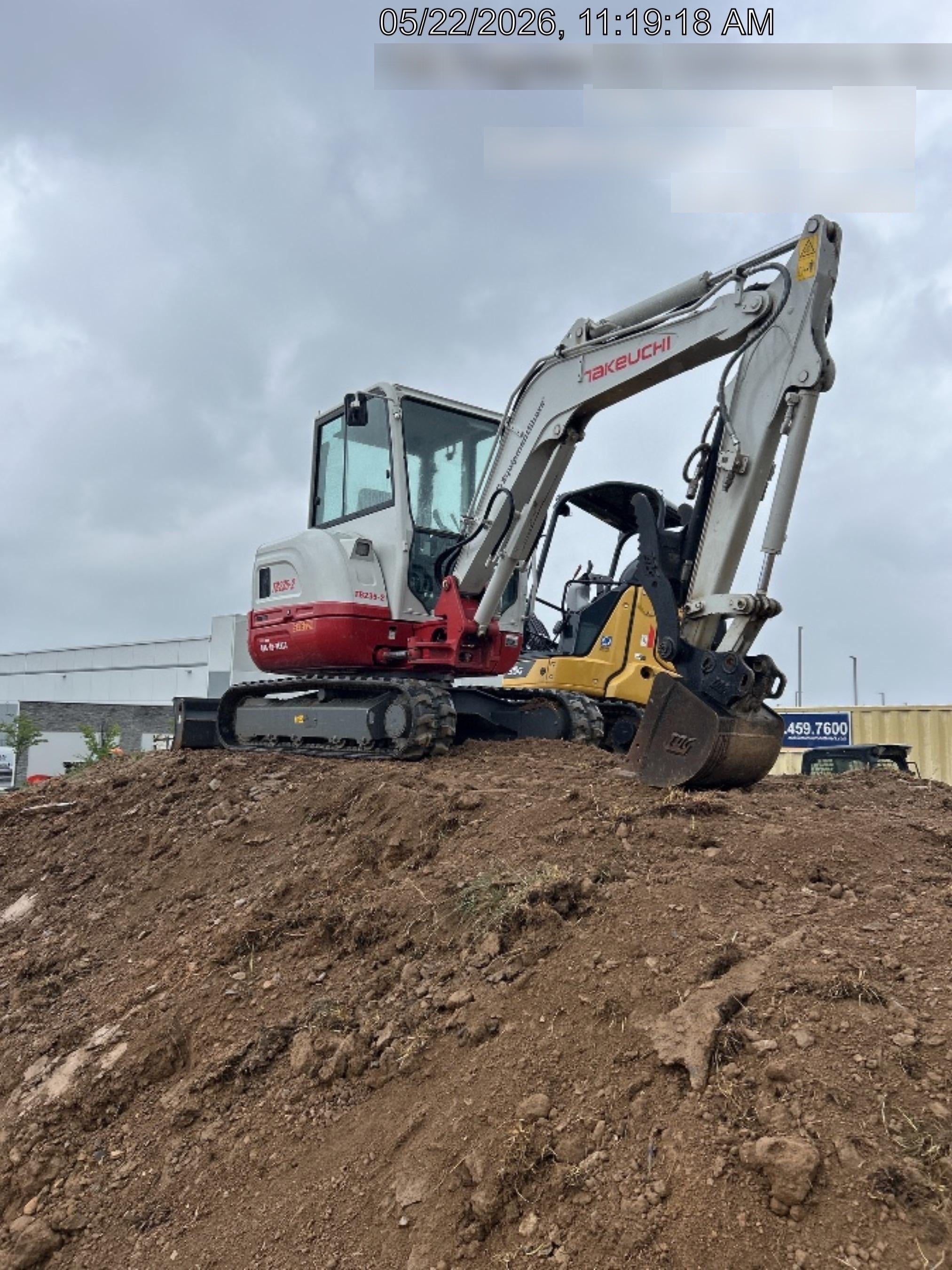 2025 TAKEUCHI TB235-2CR
