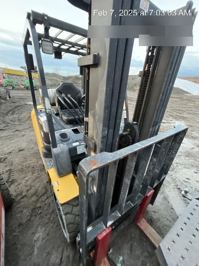 2022 KOMATSU FG25T-16