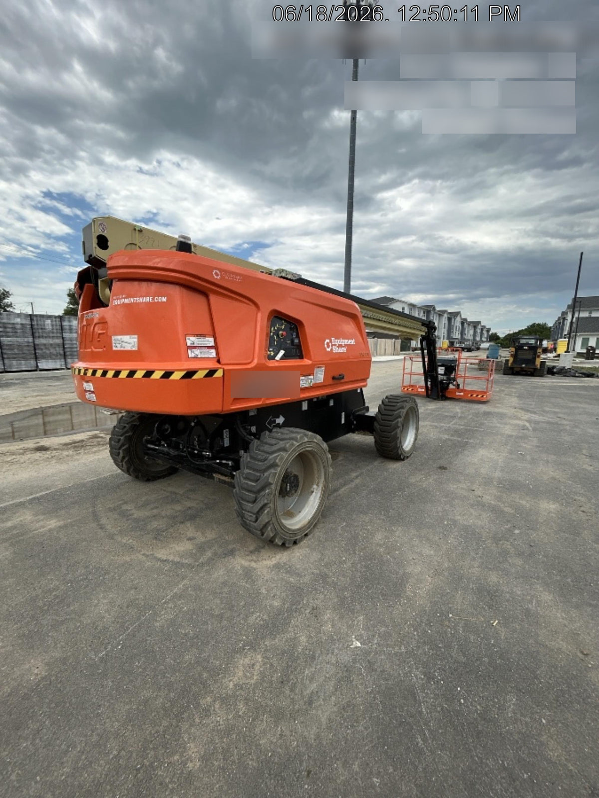2025 JLG 660SJ