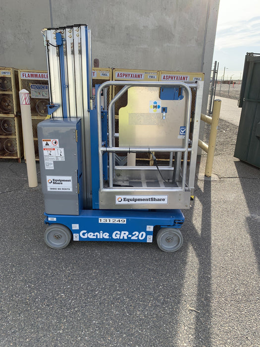2021 GENIE GR-20